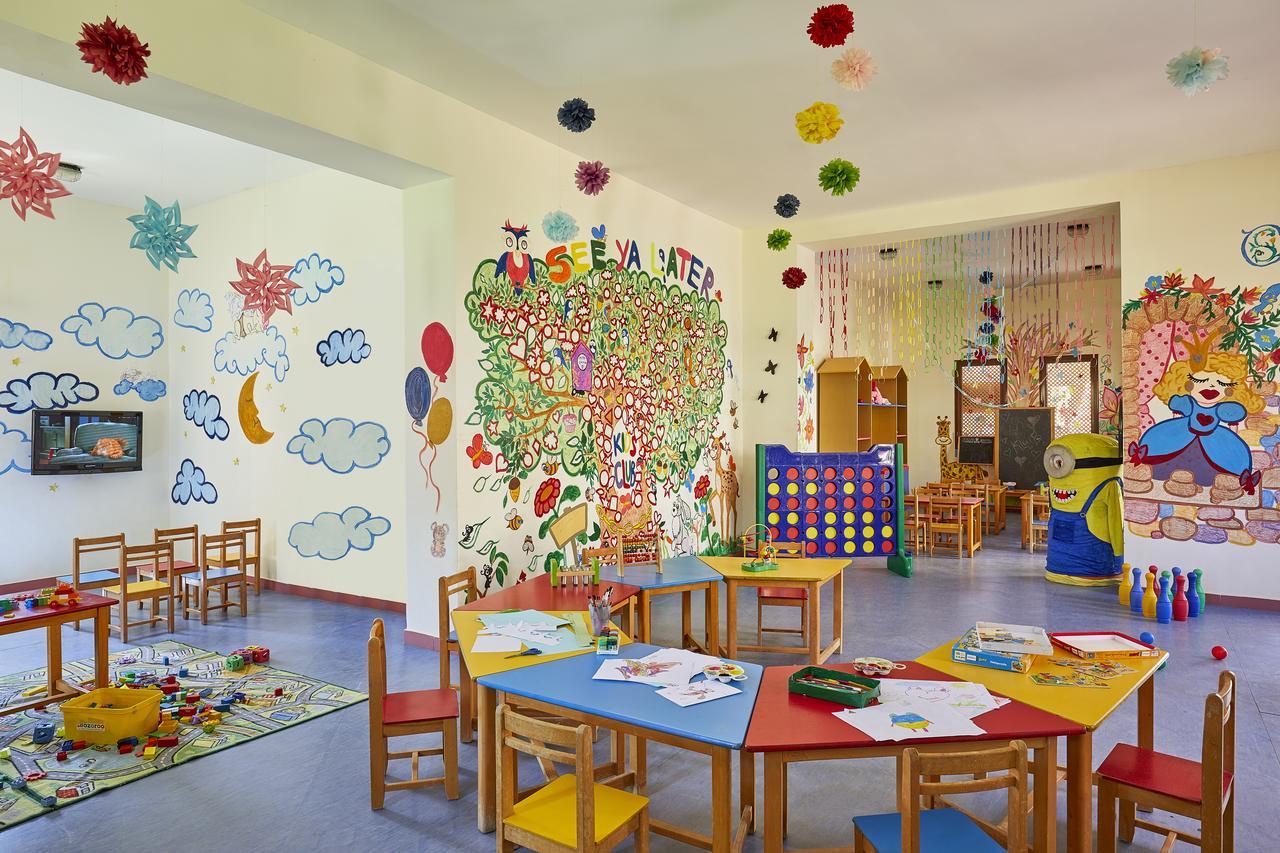 Jaz Mirabel Resort Sharm el-Sheikh Exterior foto A nursery classroom